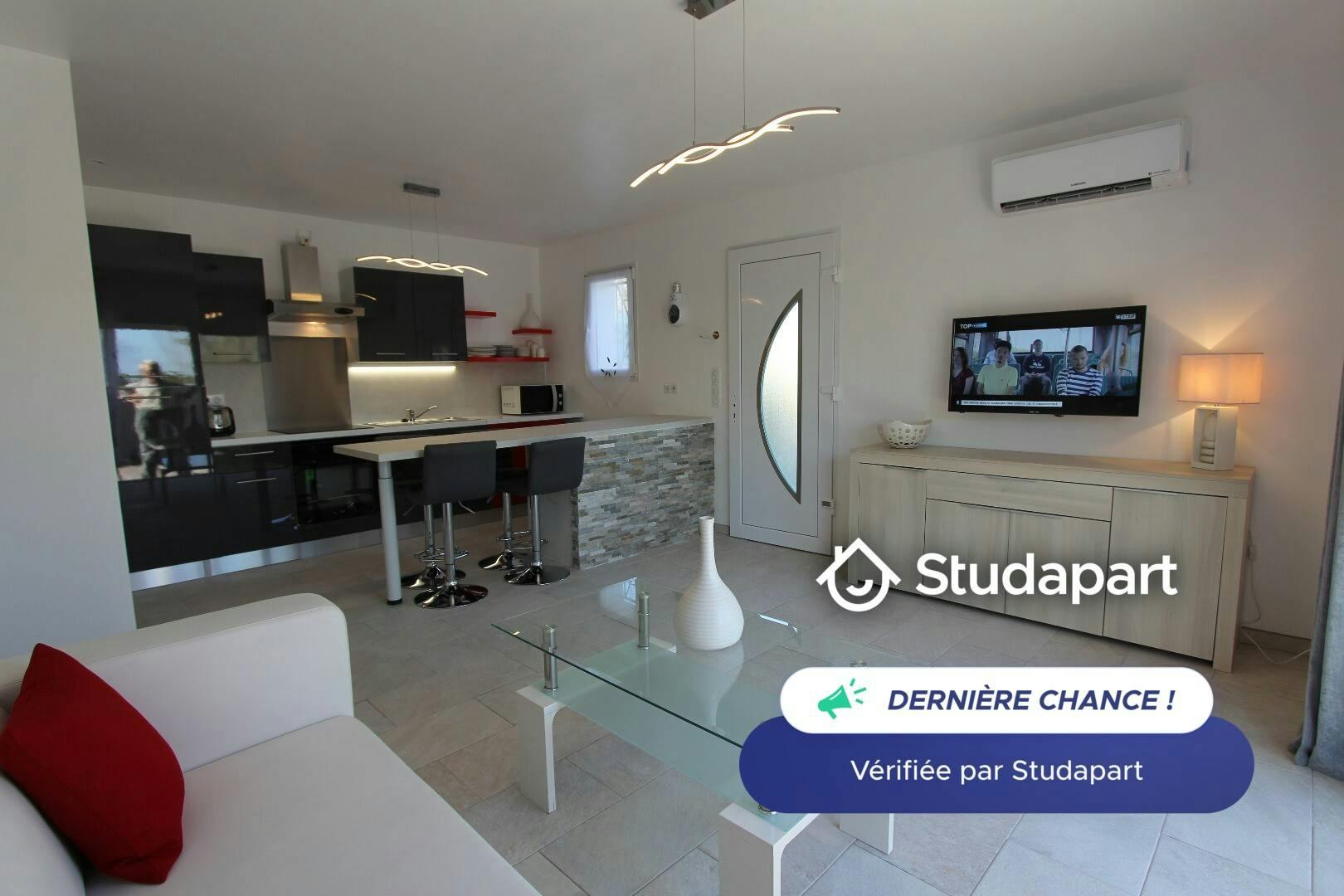 House for rent for €2,200 per month in Mougins, Chemin du Camp Lauvas