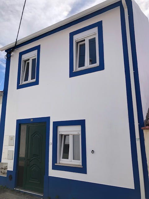 Apartment for rent for €800 per month in Ribeira Branca, Rua Primeiro de Maio