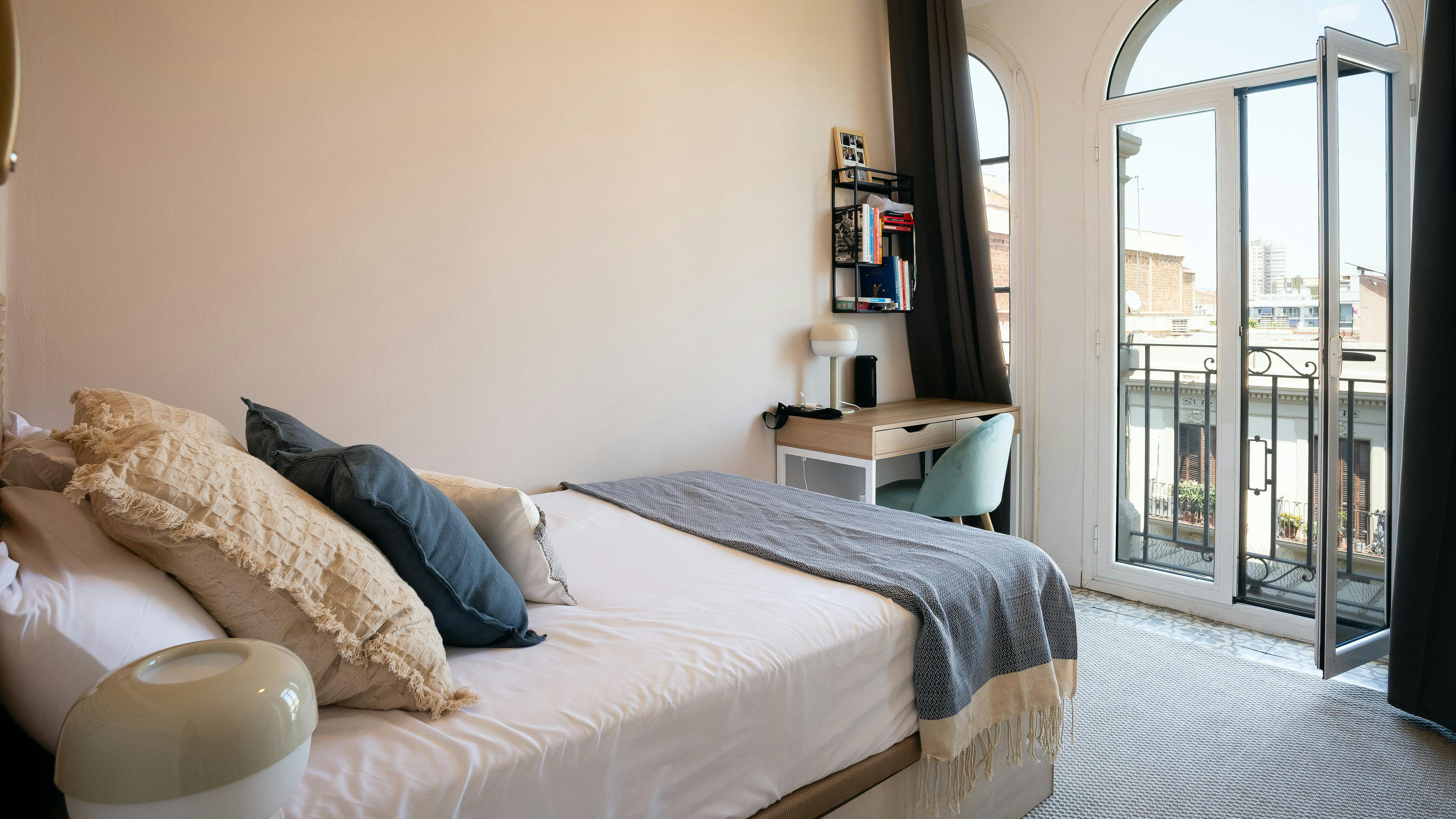 Carrer de Calàbria, Barcelona Barcelona