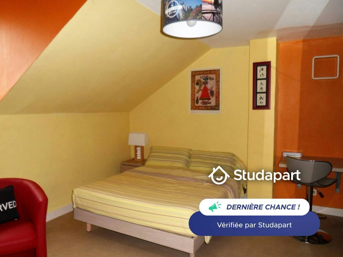 Mieszkanie do wynajęcia za 590 € miesięcznie w mieście Pau, Rue Castetnau