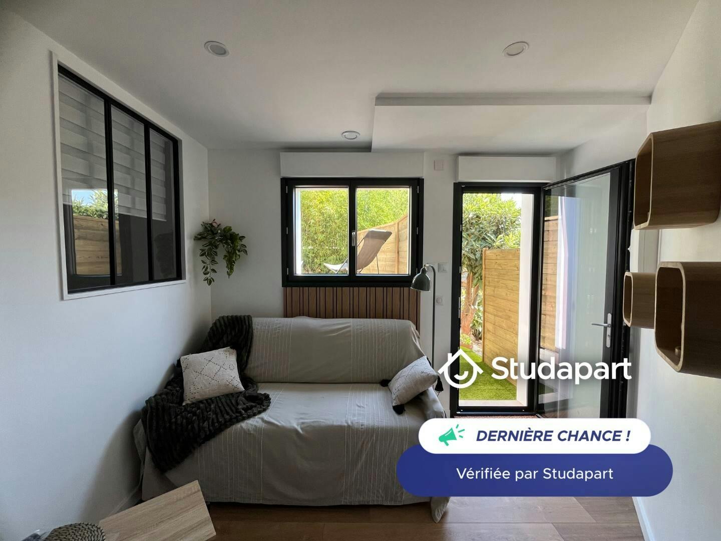 Maison à louer pour 595 €/mois à Vallauris, Chemin des Tuilières