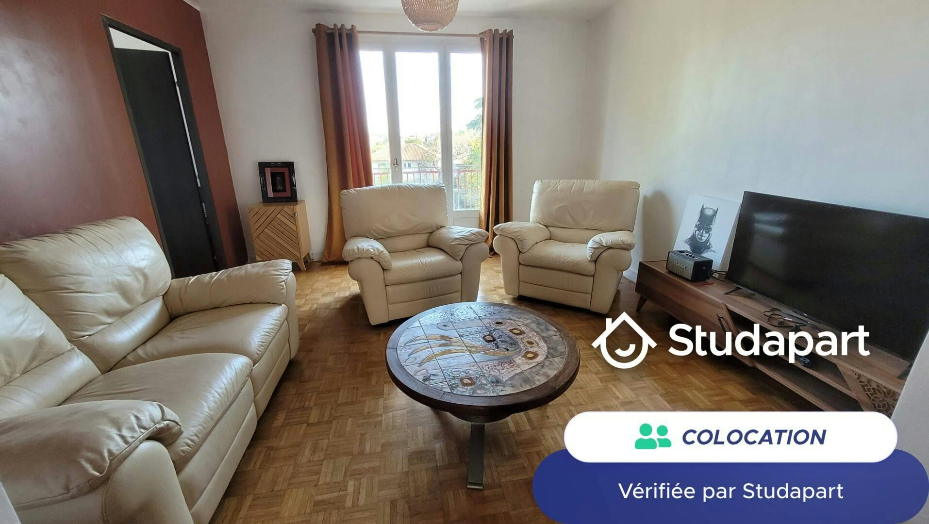 WG-Zimmer zu mieten für 470 € pro Monat in Niort, Rue du Prieuré Saint-Martin