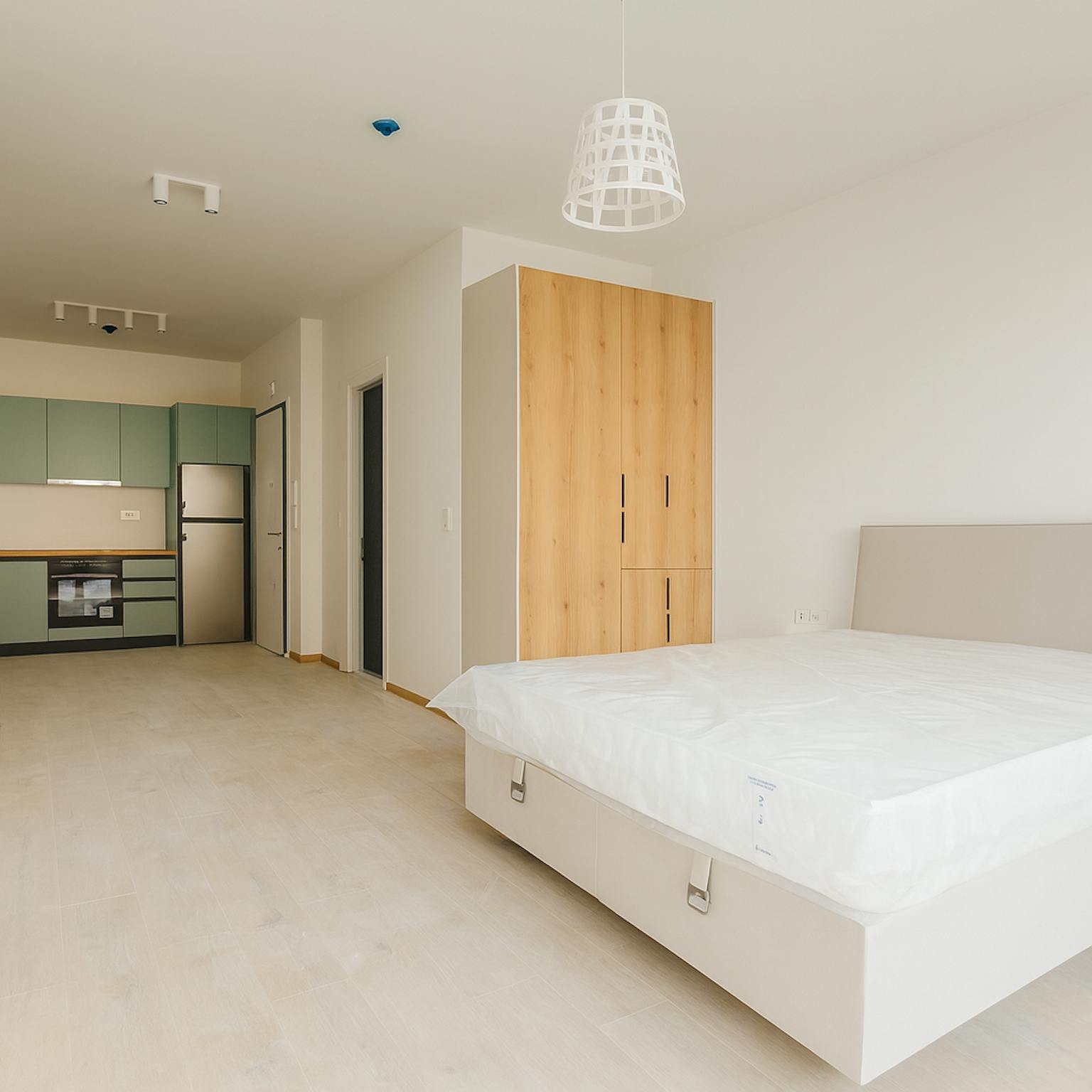 Kefallinias, Athina preview