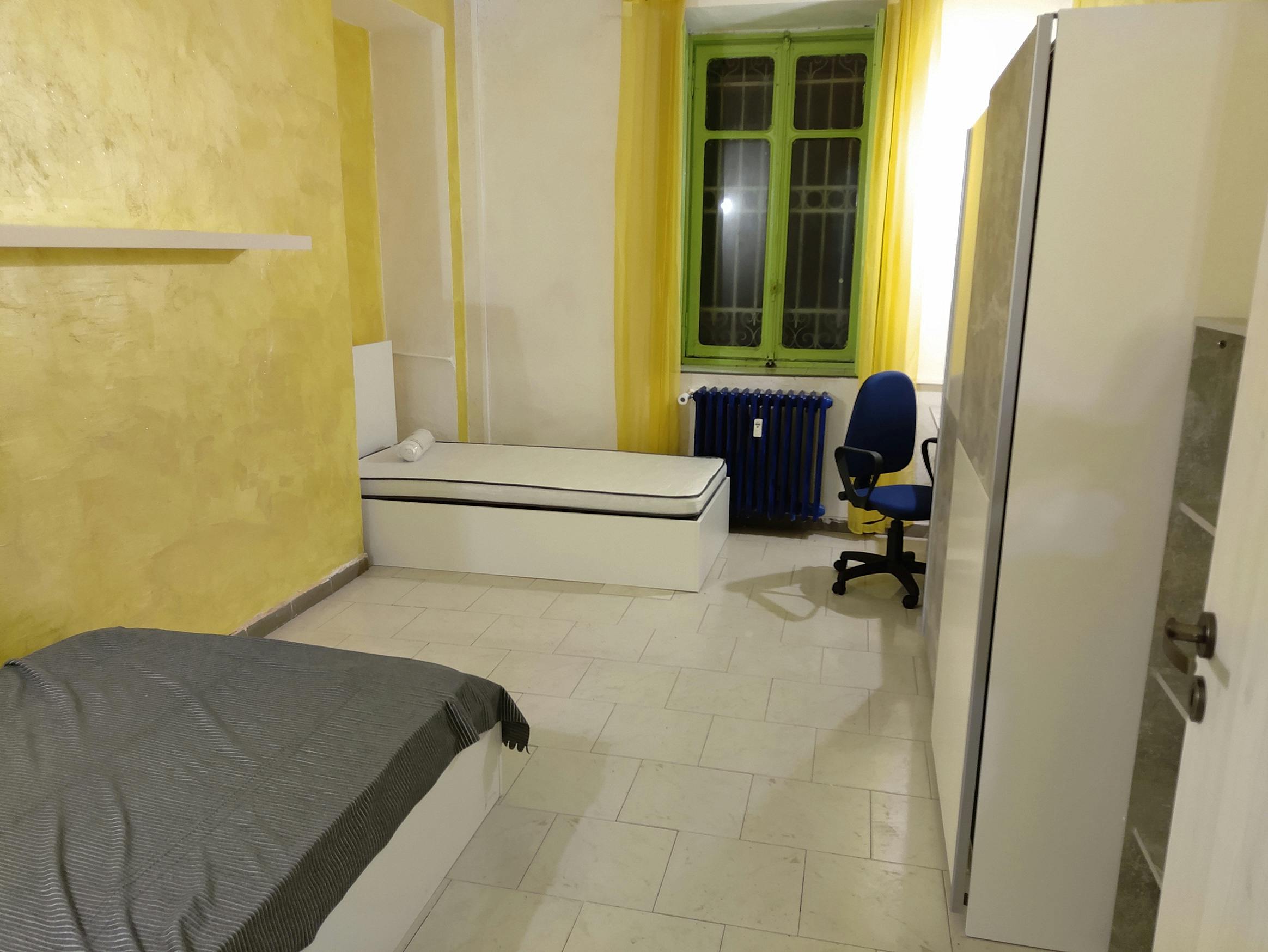 Pokój współdzielony do wynajęcia za 300 € miesięcznie w mieście Turin, Via Monte Rosa