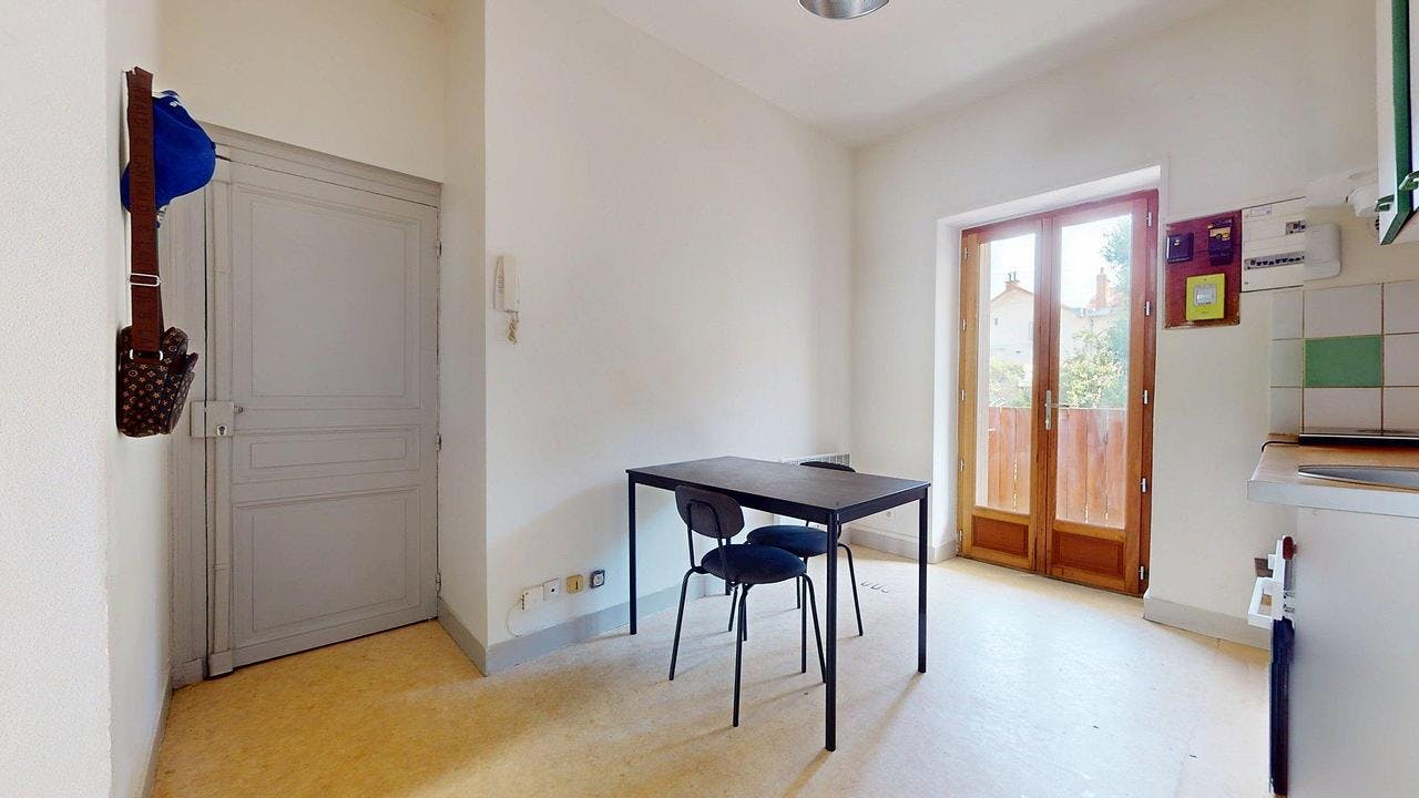 Apartment Clermont-Ferrand, 1 bed — photo 8
