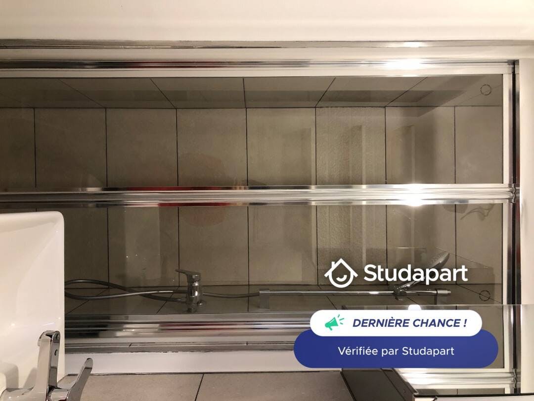 Apartament de închiriat pentru 490 EUR pe lună în Roubaix, Rue de l'Industrie