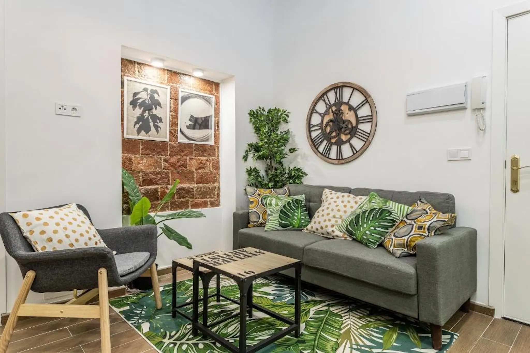 Calle de Santa Engracia, Madrid preview