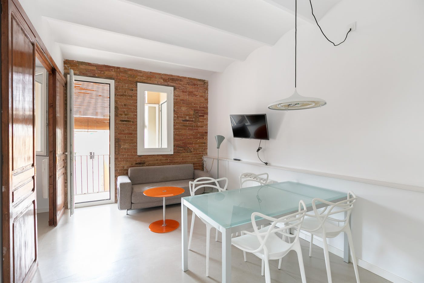 Apartamento en alquiler por 995 € al mes en Barcelona, Carrer de les Carretes