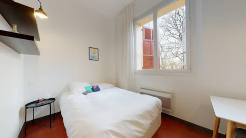 Private room for rent on Rue de la Clinique, Marseille