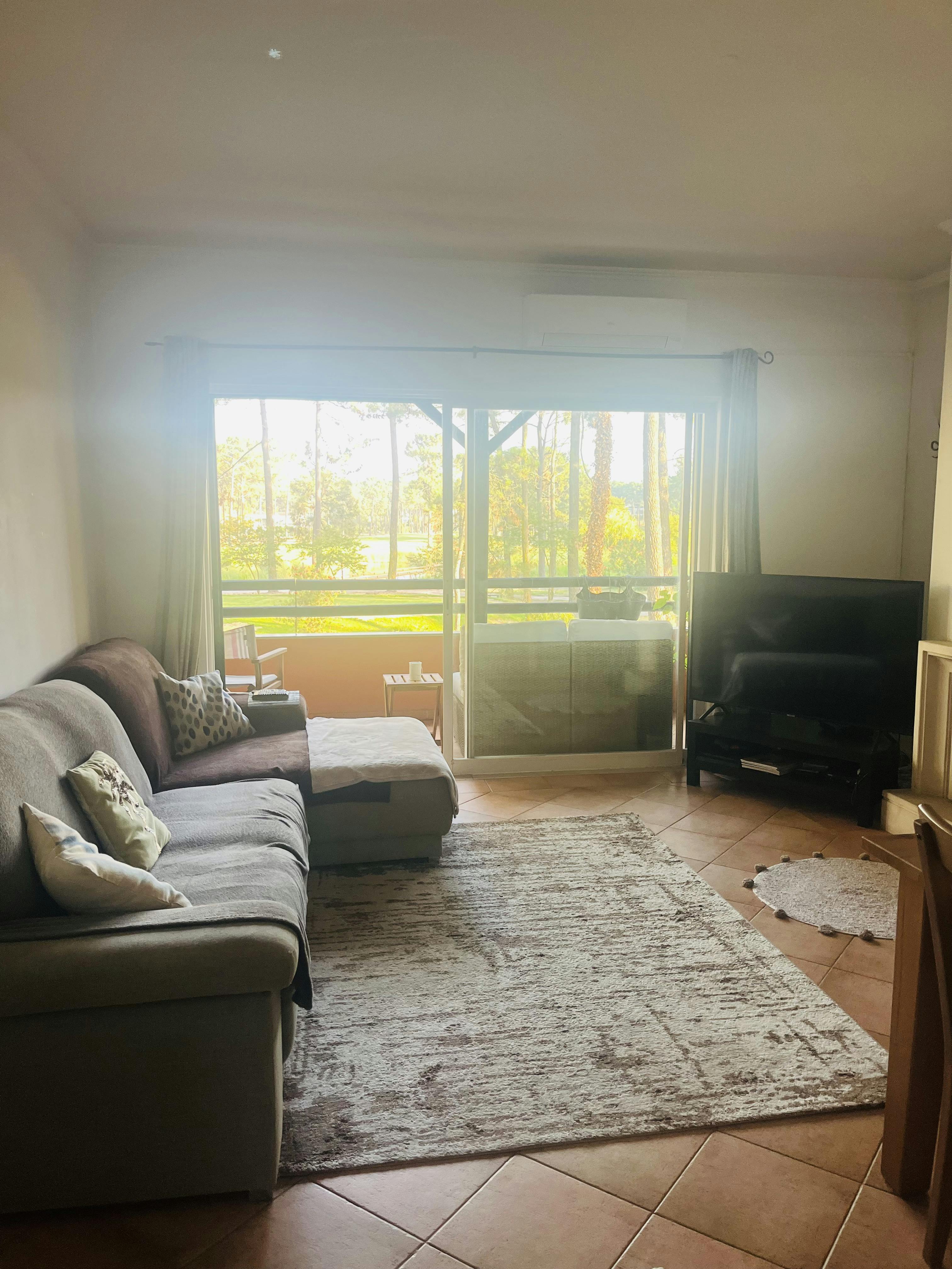 Rua dos Pinheiros, União das freguesias de Charneca de Caparica e Sobreda preview