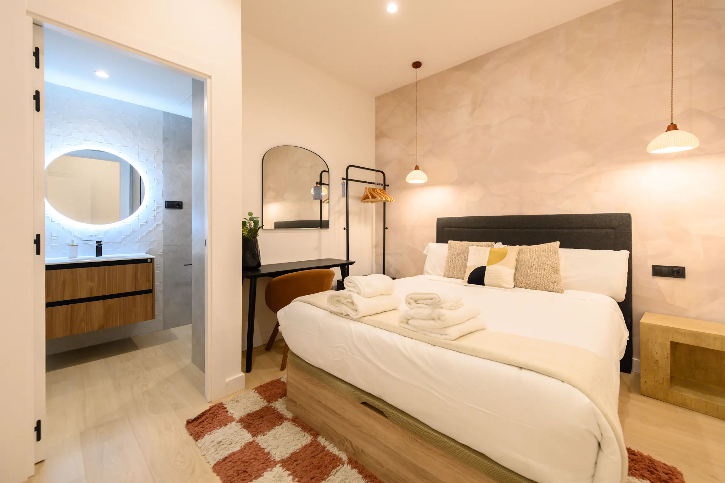 4-Bedroom Apartment in Calle del Águila, Madrid (1647502) ROOM 2
