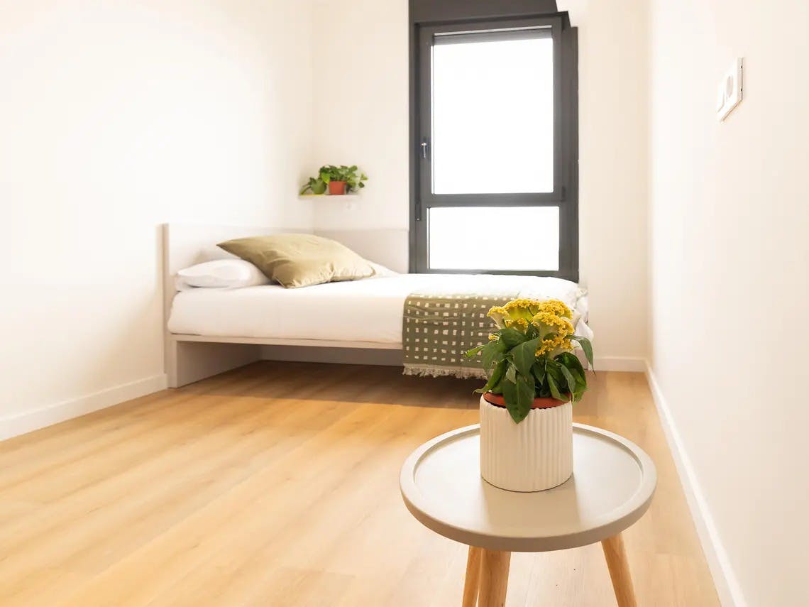 Studio for rent for €723 per month in Salamanca, Calle Fernando Población