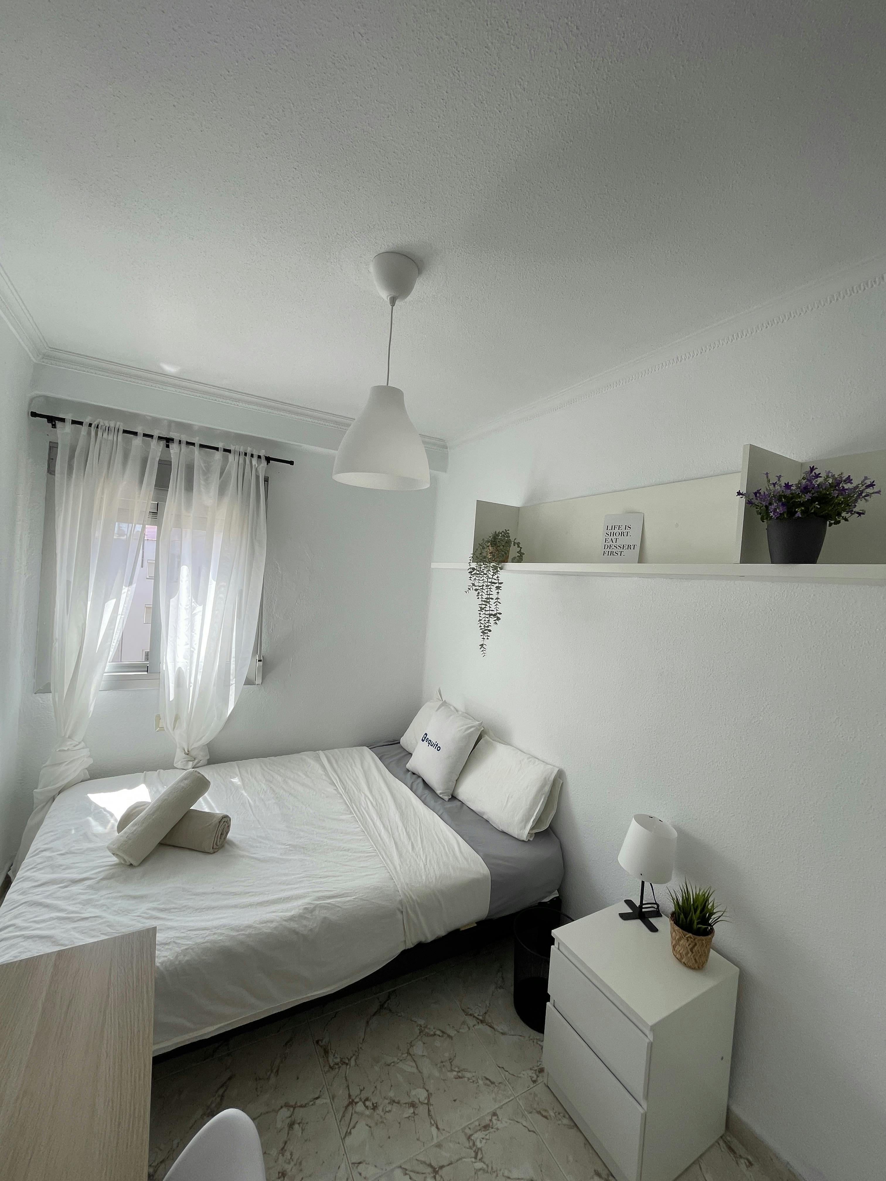 Carrer de Jerónima Galés, Valencia Valencia