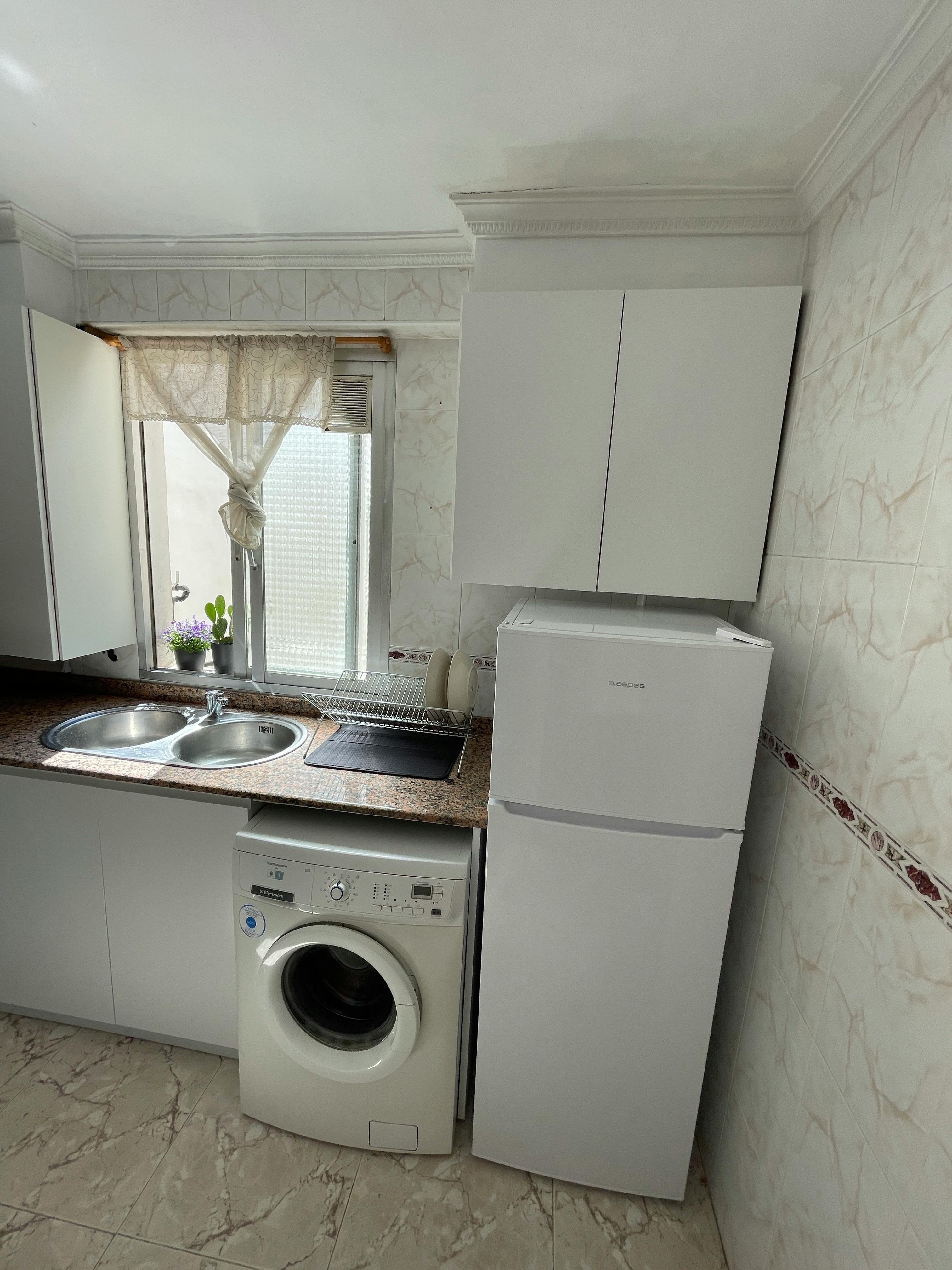 Single room Valencia, 1 bed, 6m² — photo 4