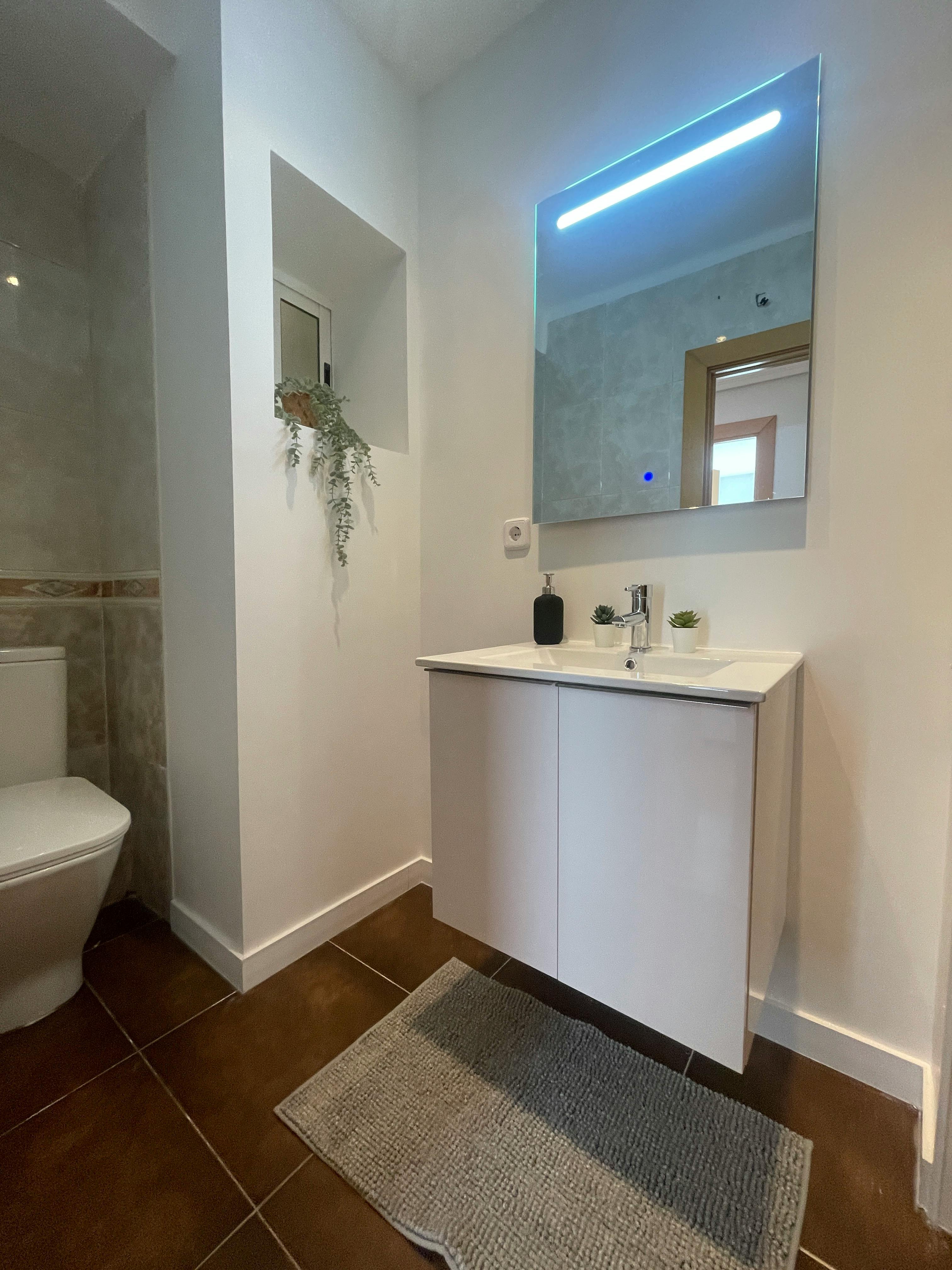 Single room Valencia, 1 bed, 6m² — photo 1