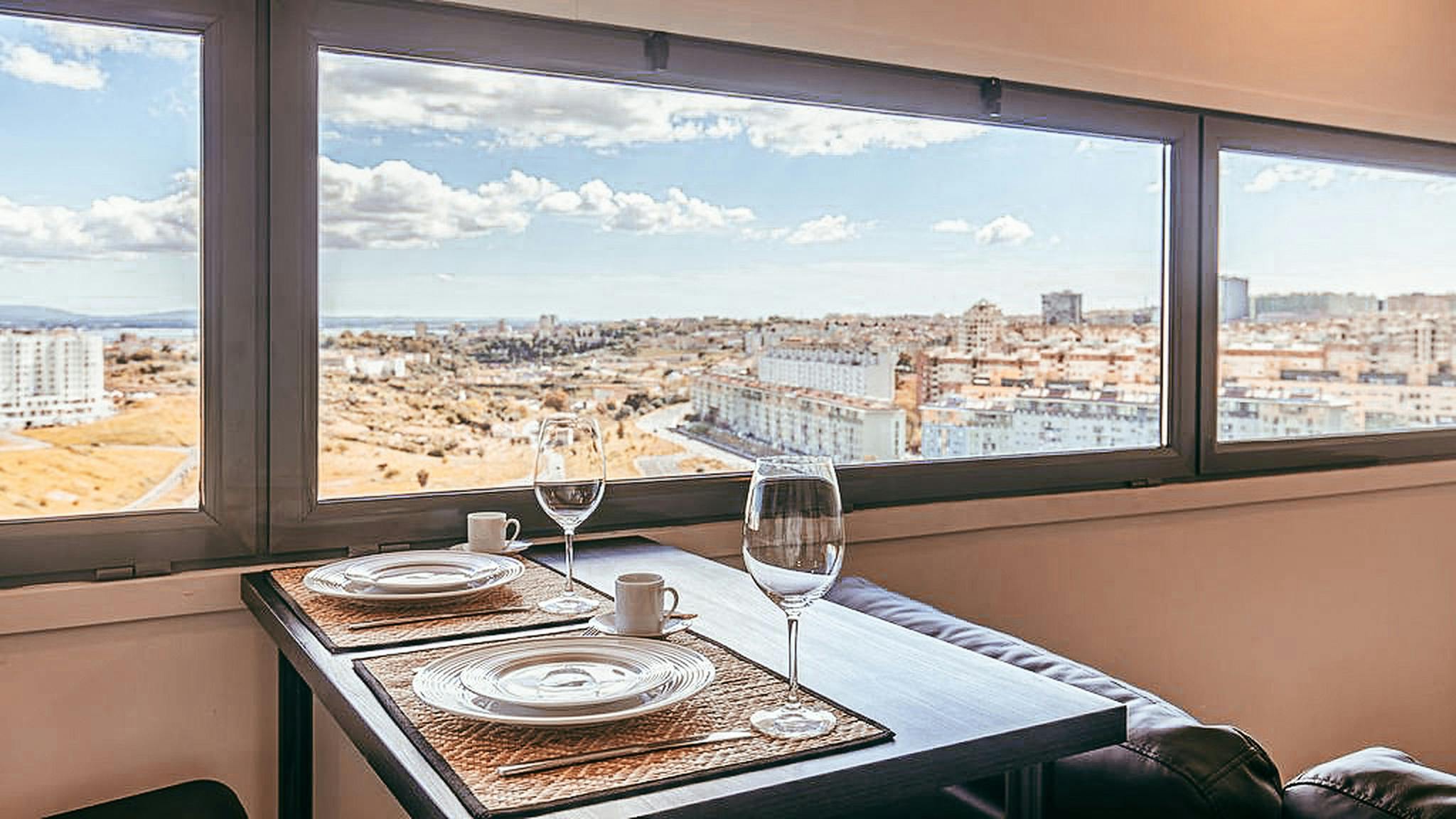 Apartment for rent for €9,999 per month in Lisbon, Avenida República da Bulgária