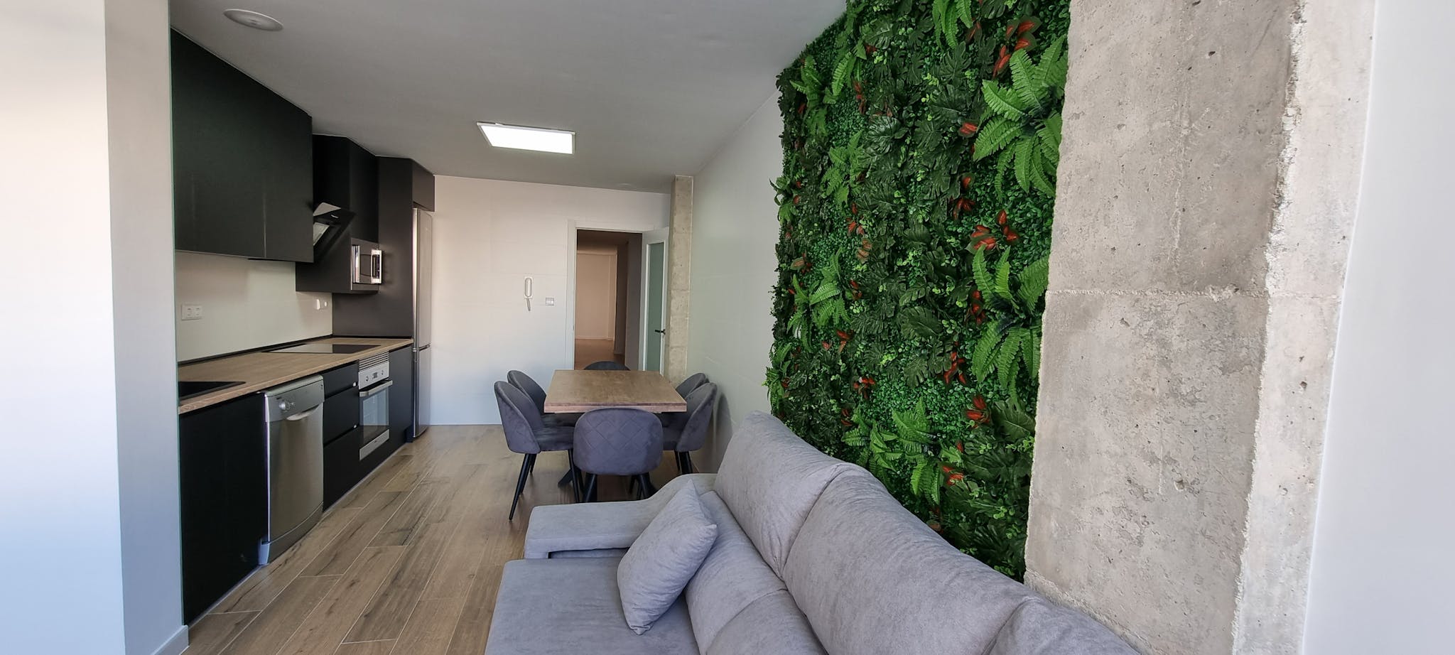 Carrer Mariano Luiña, Elche preview