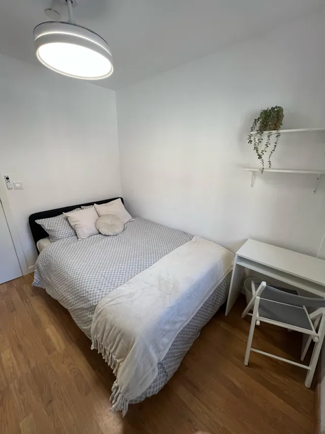 Private room in Carrer de la Mare de Déu de Montiel, Paterna (1647787) room image 2