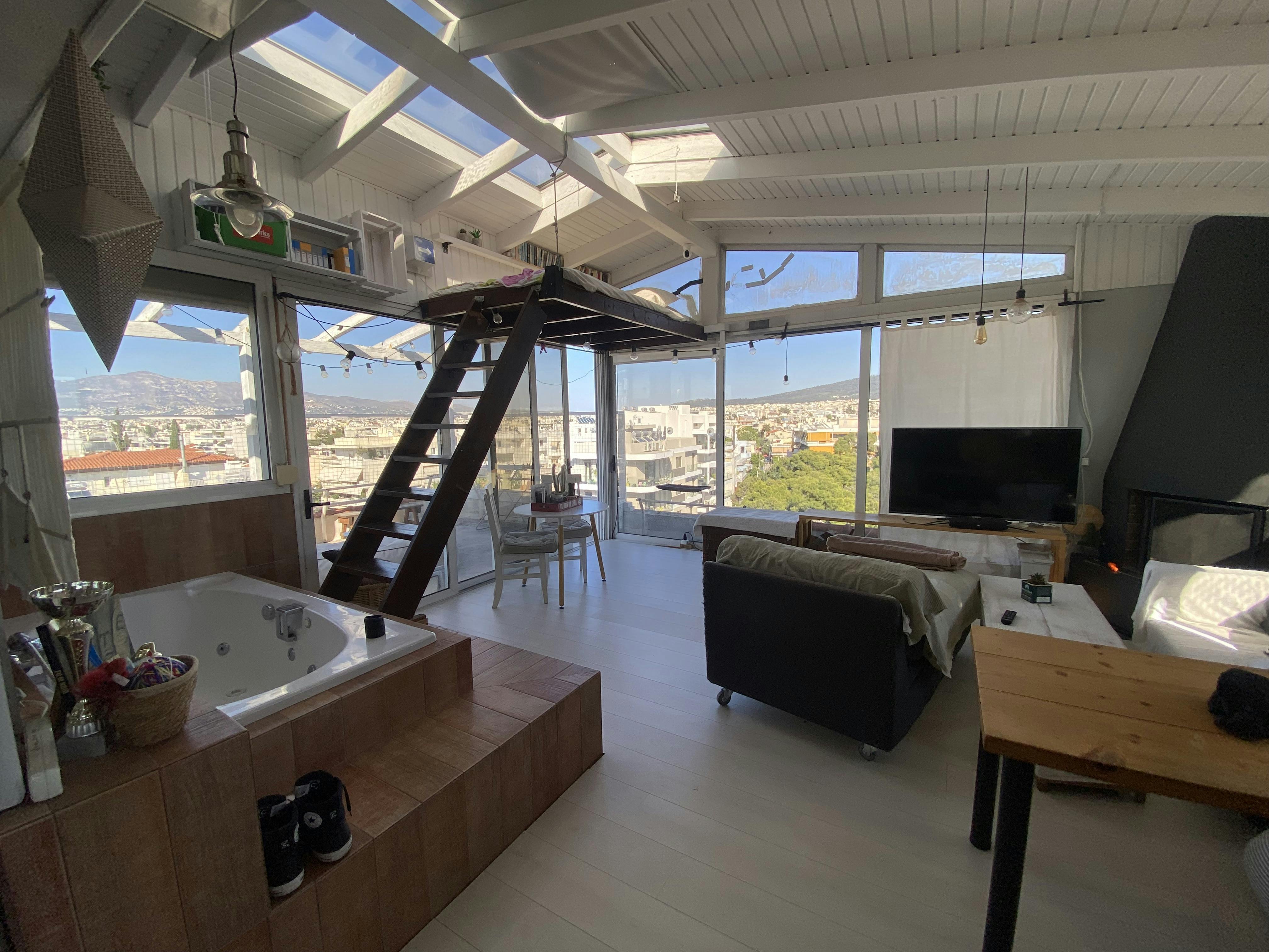 Appartement à louer pour 950 €/mois à Khalándrion, Ipirou