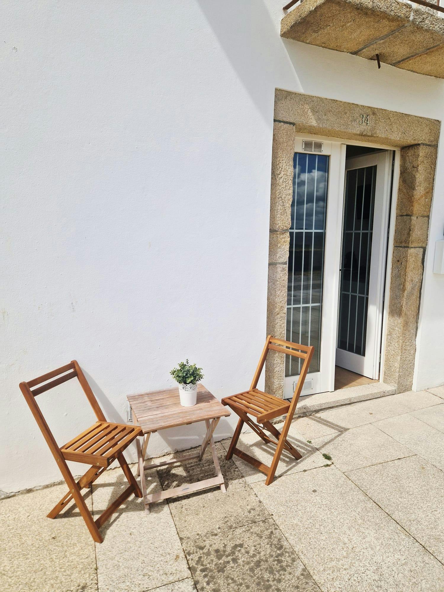 Apartment for rent for €1,000 per month in Valença, Rua Doutor José Augusto Vieira