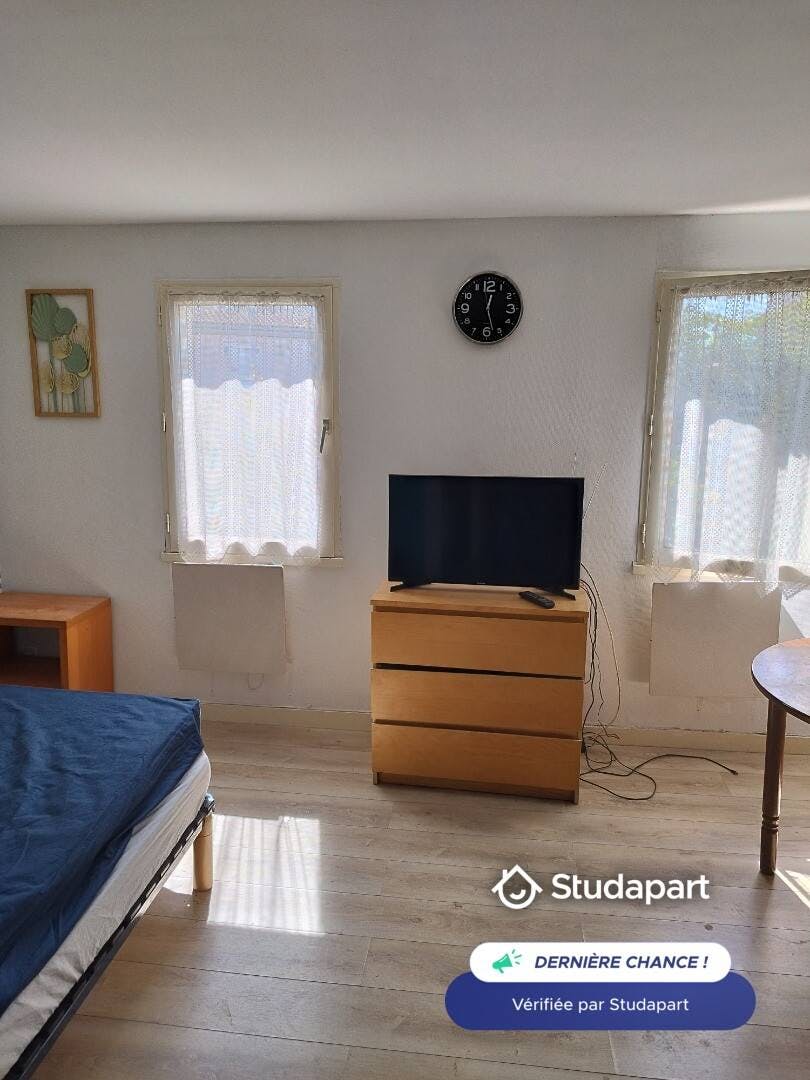 Apartment for rent for €480 per month in Angoulême, Rue des Boissières