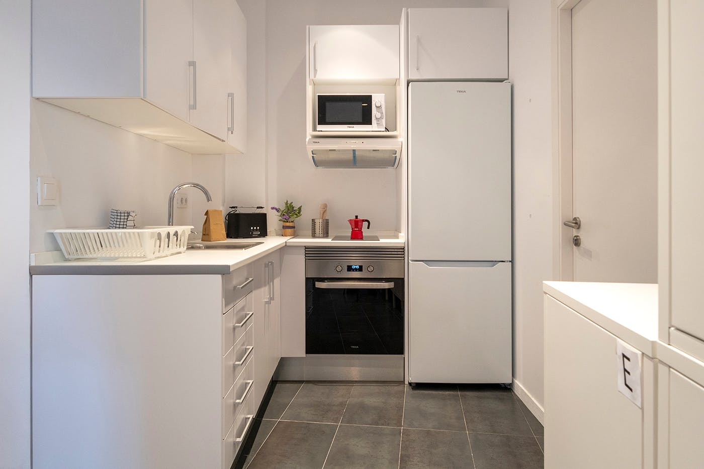 Single room Valencia, 1 bed, 14m² — photo 2