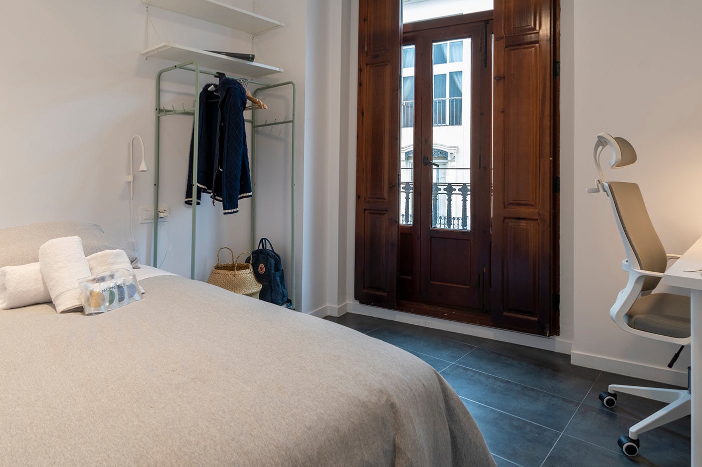 Single room Valencia, 1 bed, 14m² — photo 9