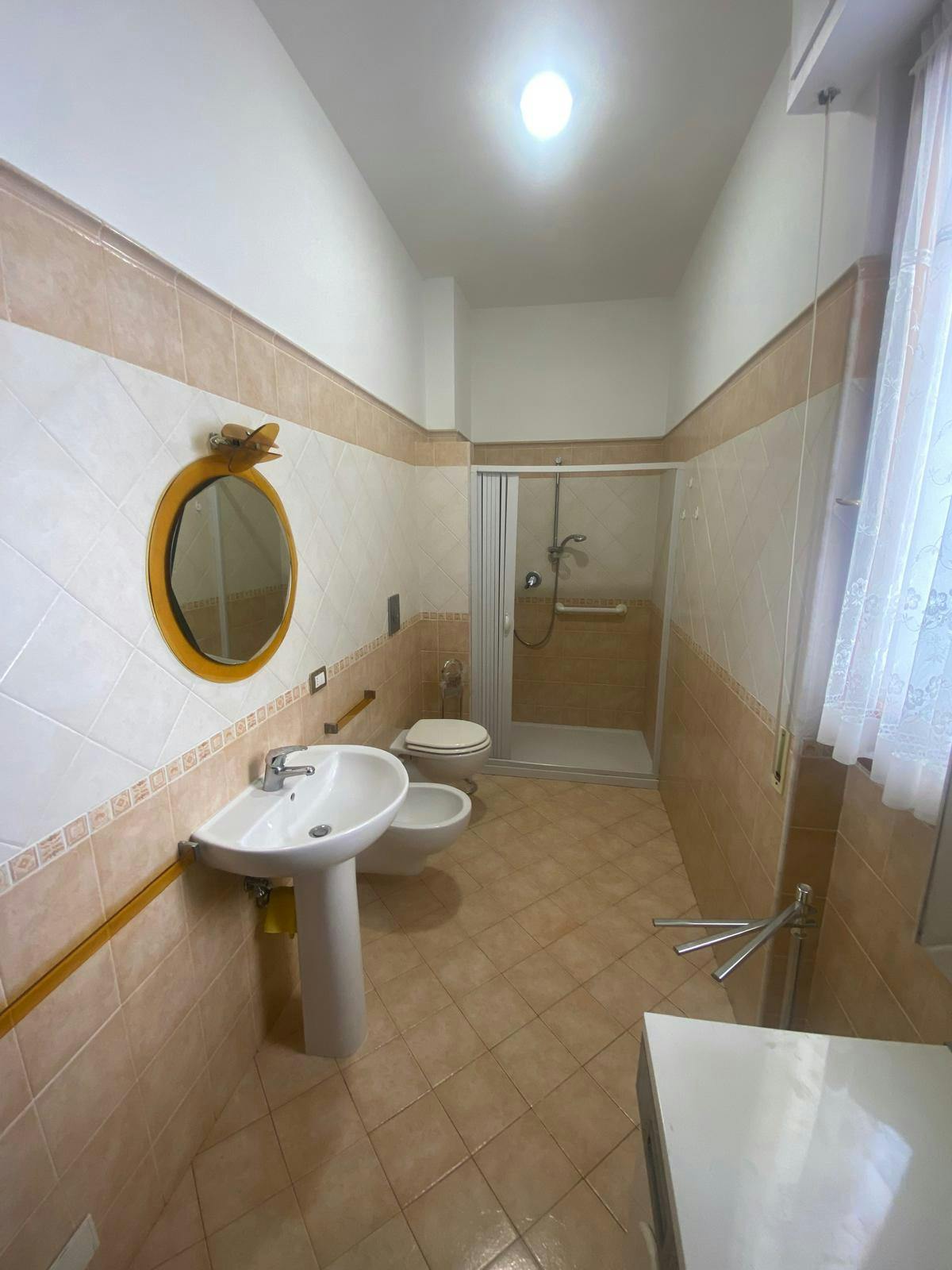 Single room Florence, 1 bed, 18m² — photo 4