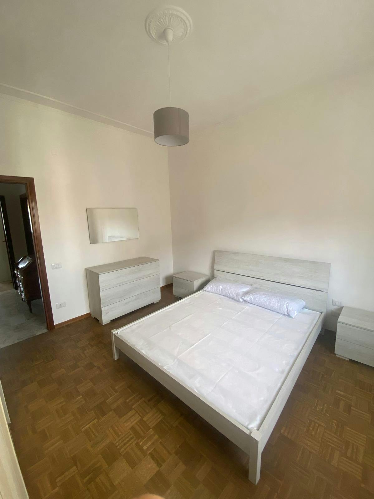 Single room Florence, 1 bed, 18m² — photo 4