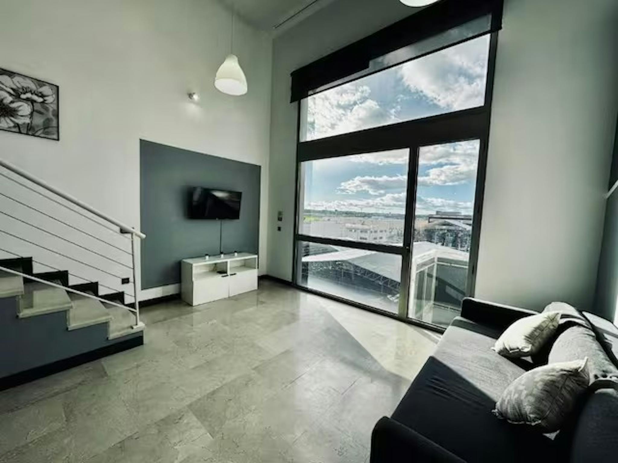 Calle Laguna del Marquesado, Madrid preview