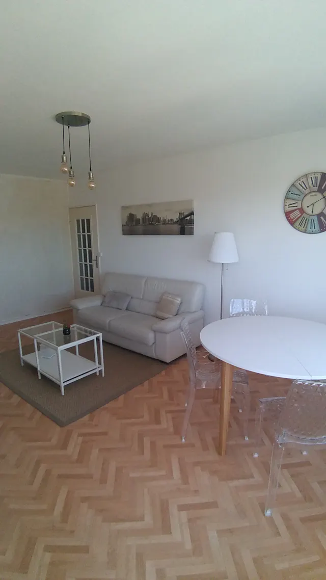 Private room in Rue Winston Churchill, Mérignac (1648123) room image 3