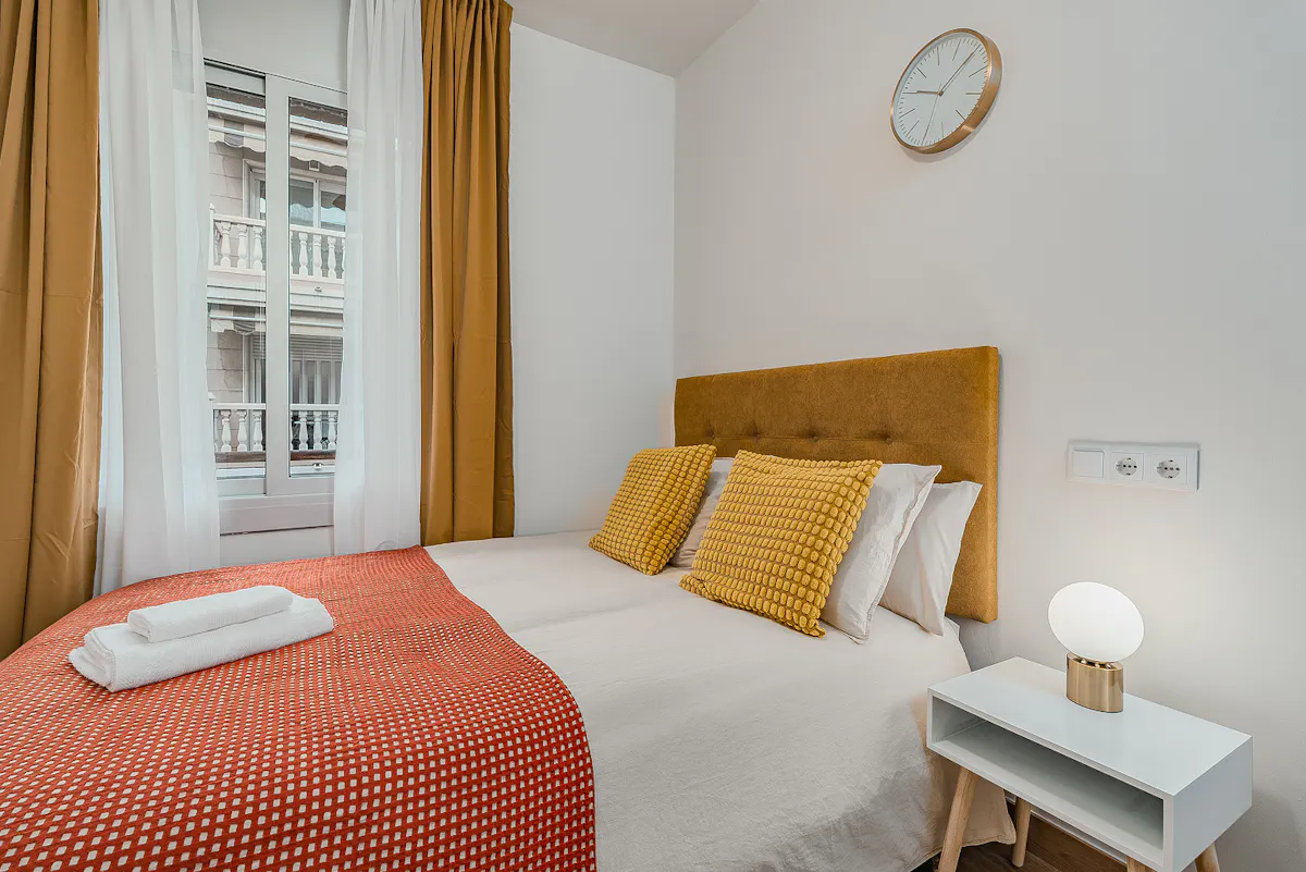Private room in Carrer Baró de Maldà, L'Hospitalet de Llobregat (1648124) ROOM