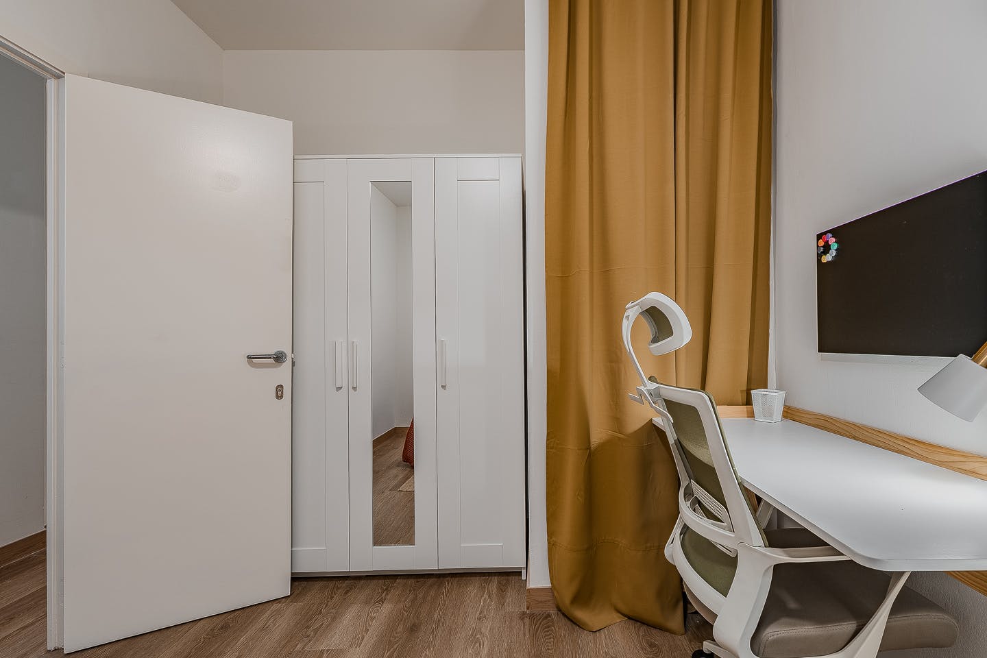 preview gallery tile