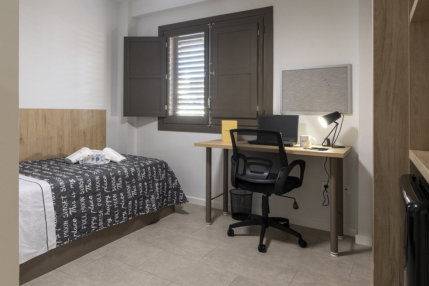 Carrer de Sant Donís, Valencia Valencia