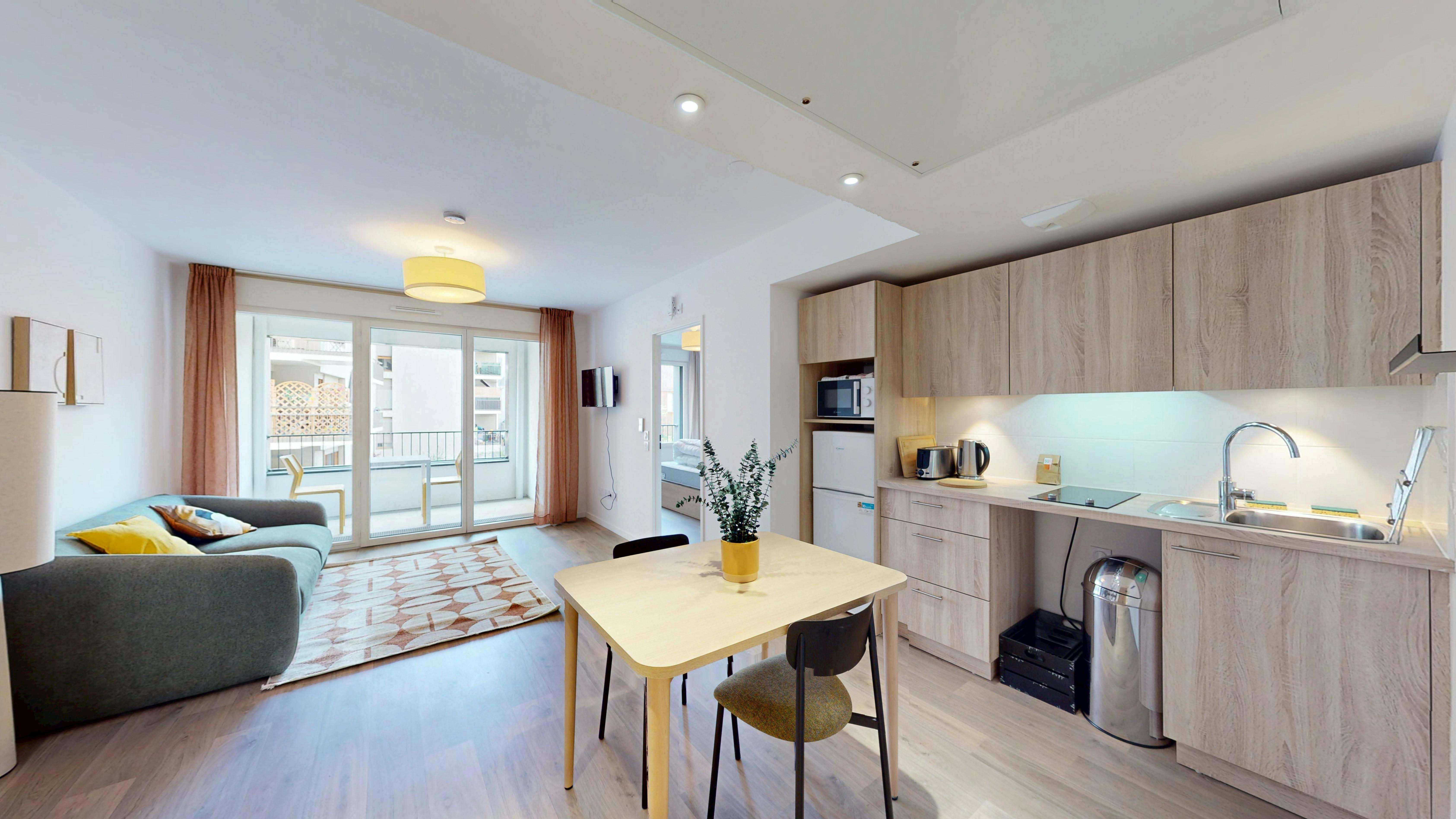 Private room for rent for €1,490 per month in Asnières-sur-Seine, Rue Pierre Curie