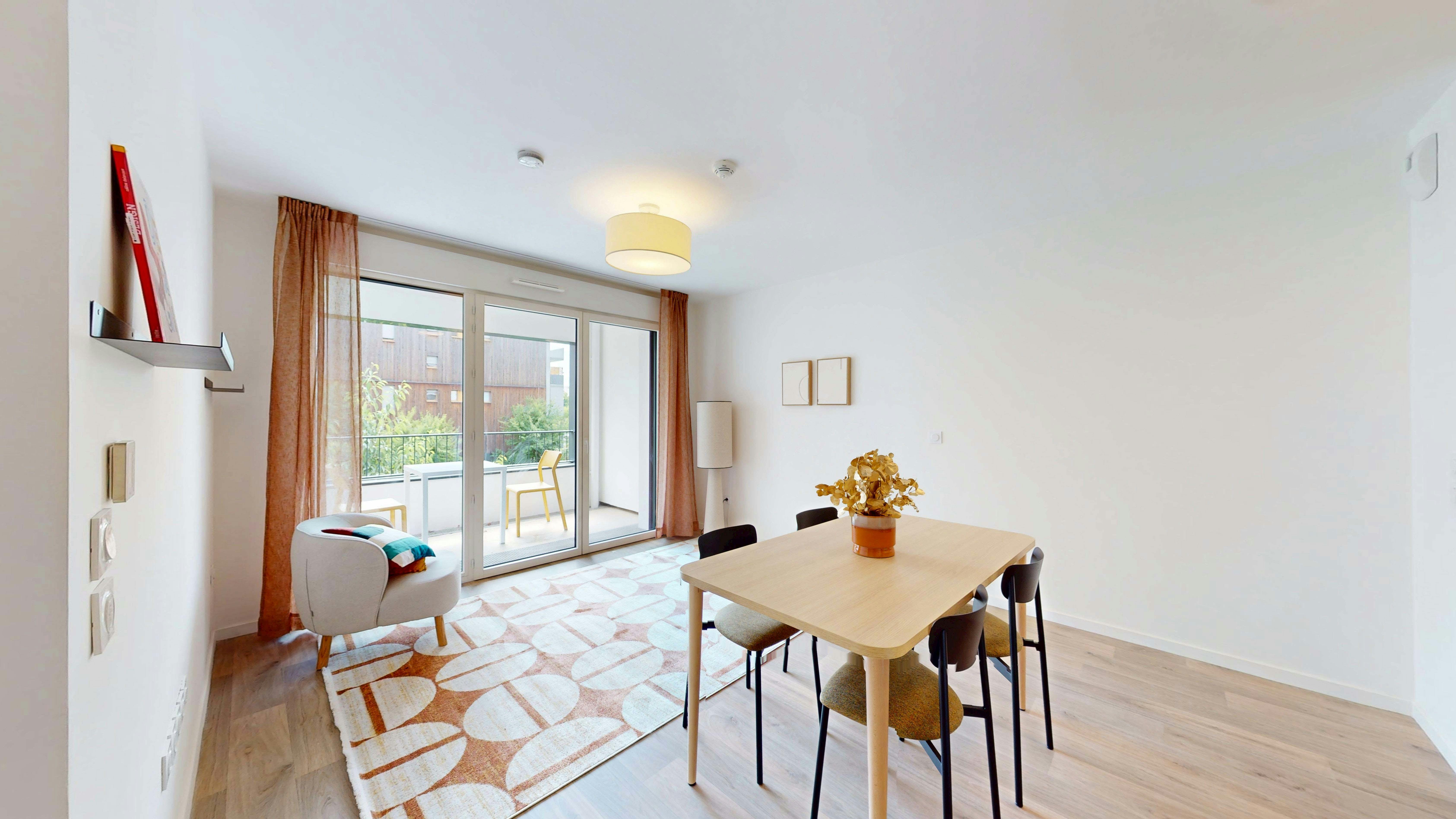 Private room for rent for €1,840 per month in Asnières-sur-Seine, Rue Pierre Curie