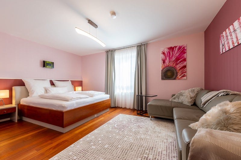 Intero immobile in affitto a 1999 € al mese a Offenbach, Mathildenstraße