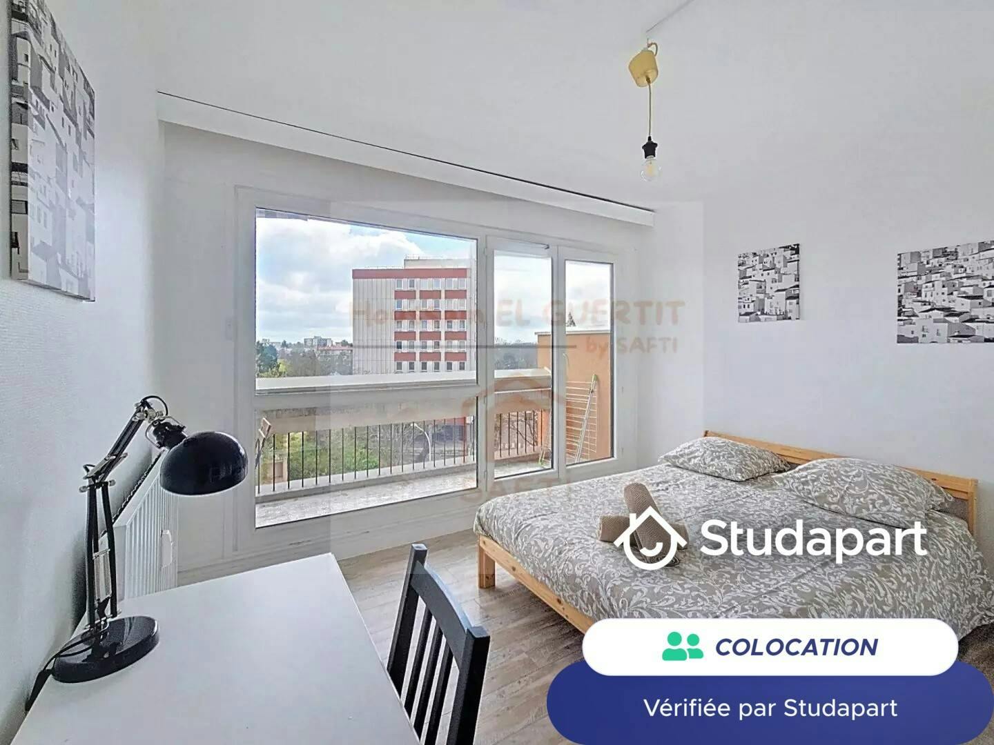 Cameră privată de închiriat pentru 550 EUR pe lună în Évry-Courcouronnes, Square la Bruyère