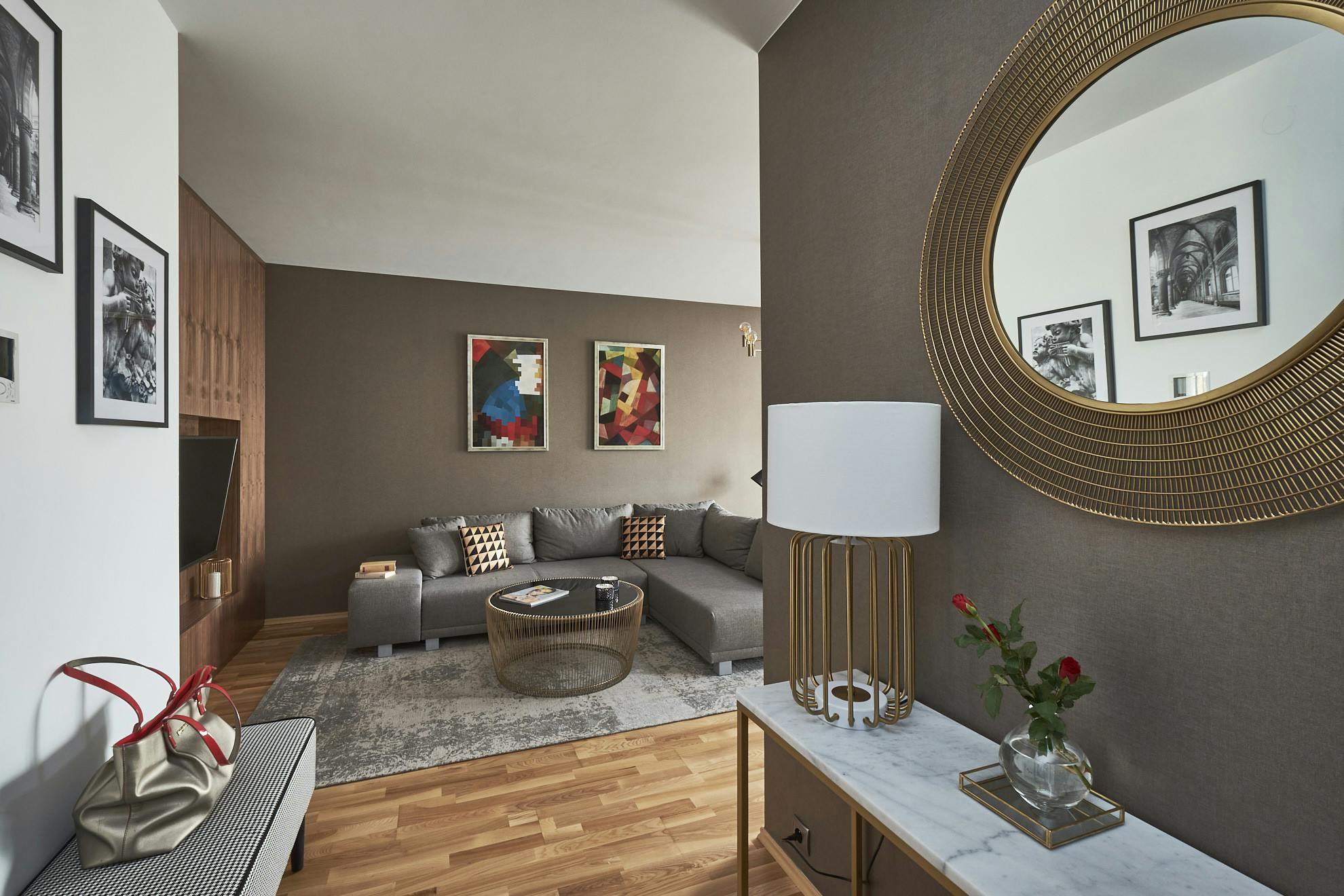 Apartment for rent for PLN 8,008 per month in Warsaw, Chłodna