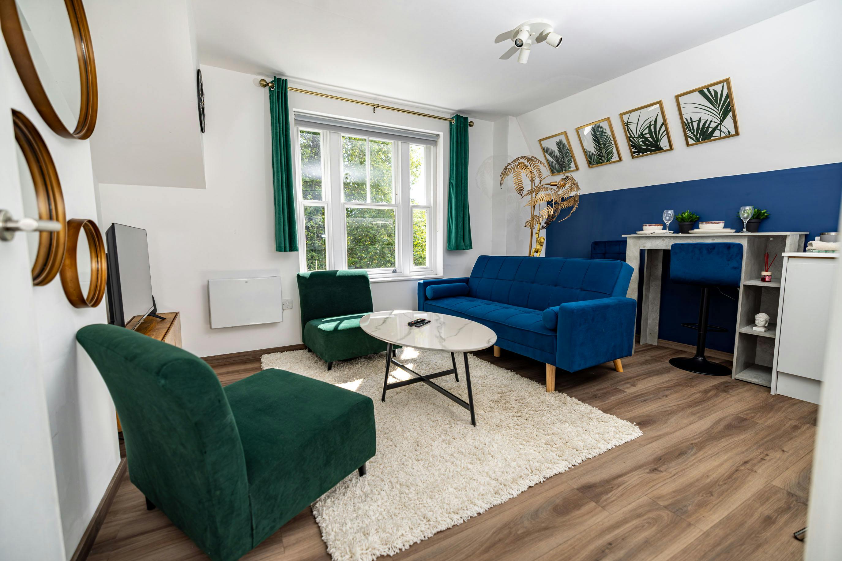 Квартира сдается в аренду за 2 950 £ в месяц в High Wycombe, Easton Street
