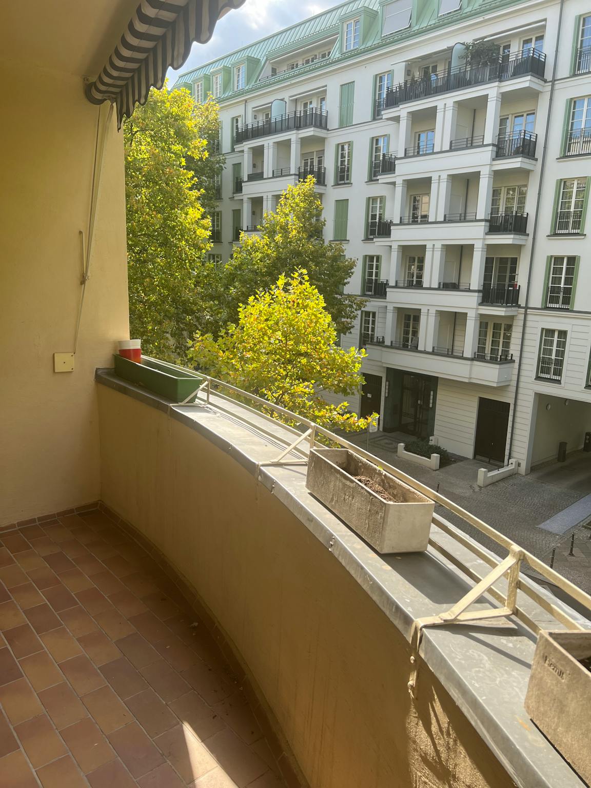 Cicerostraße, Berlin preview