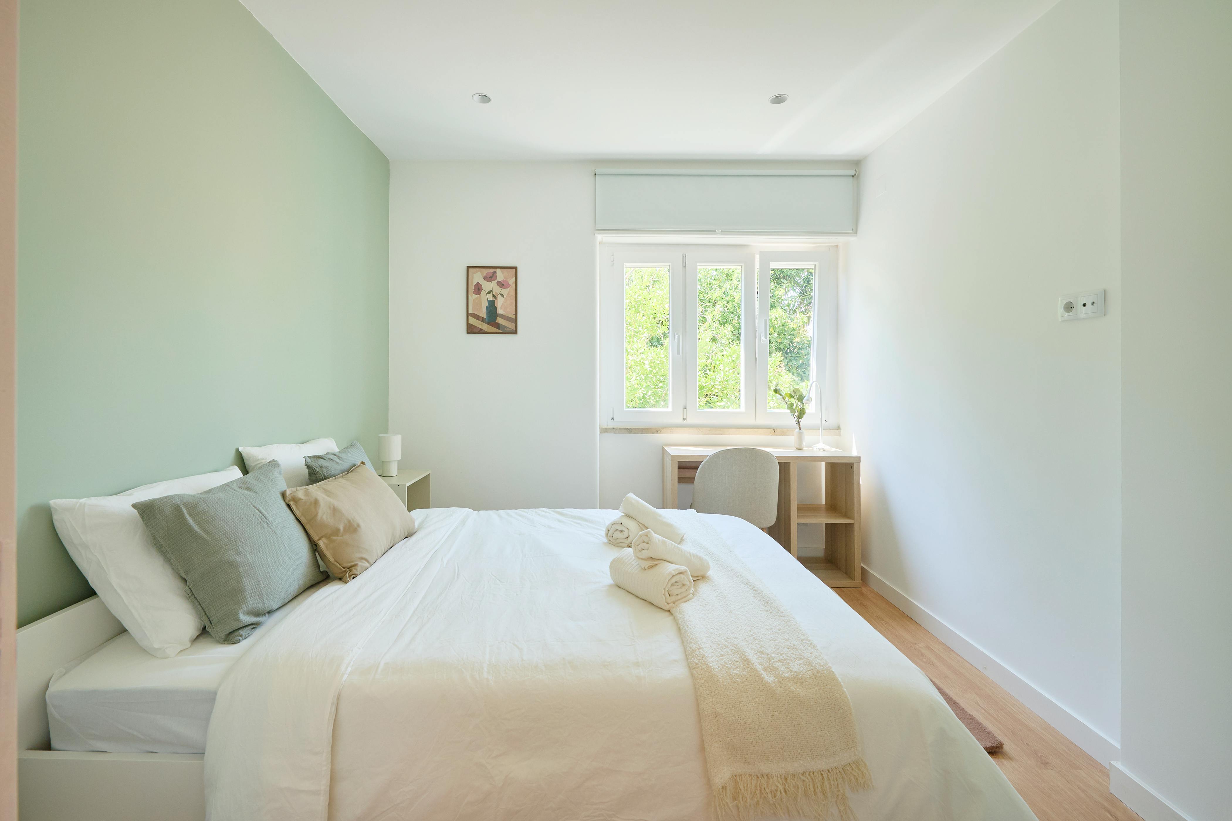 Rua Barão de Sabrosa, Lisbon preview