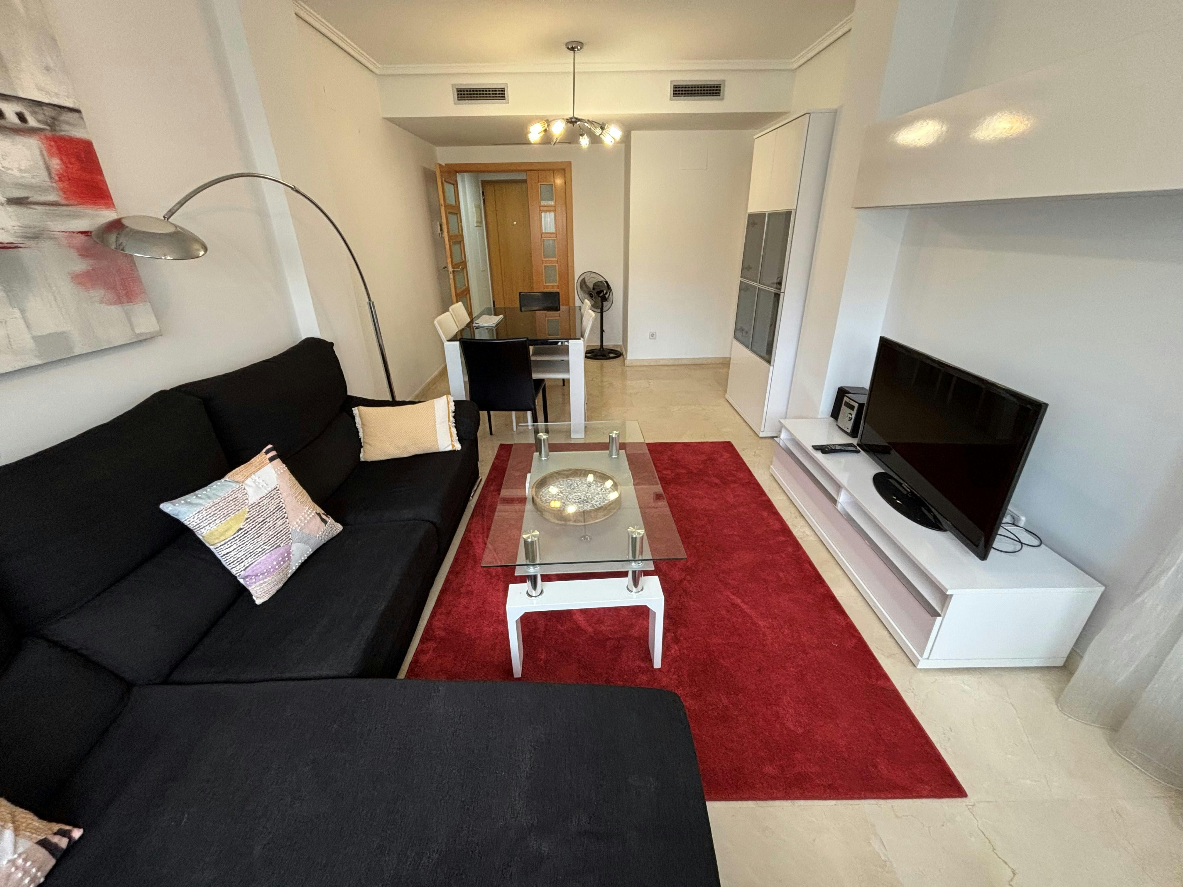 Apartment for rent for €1,621 per month in Denia, Avinguda del Llibre del Repartiment