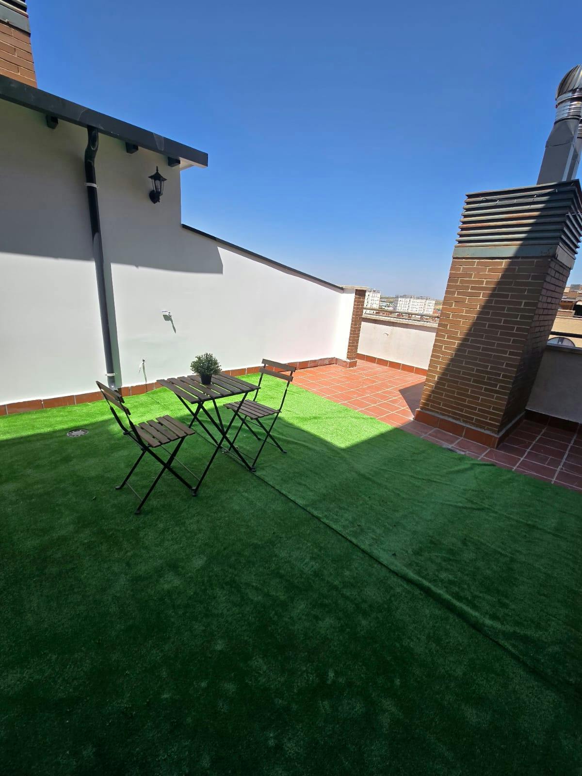 Double room Parla, 1 bed, 12m² — photo 3