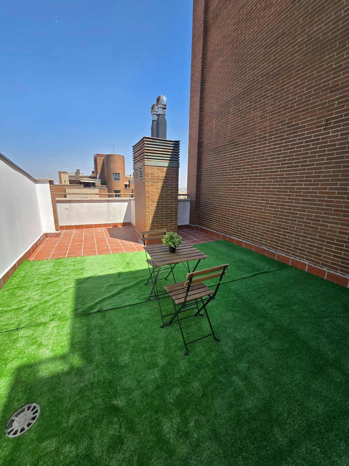 Double room Parla, 1 bed, 12m² — photo 4