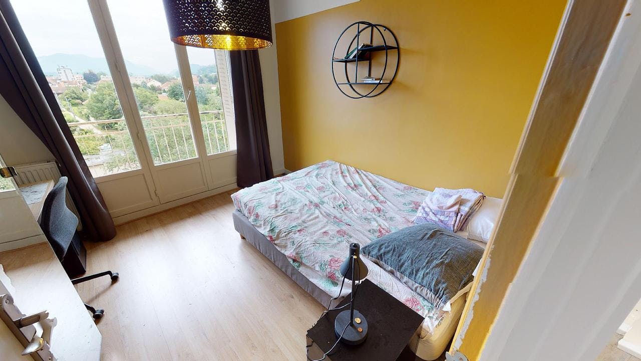 Privé kamer te huur voor € 375 per maand in Fontaine, Mail Marcel Cachin