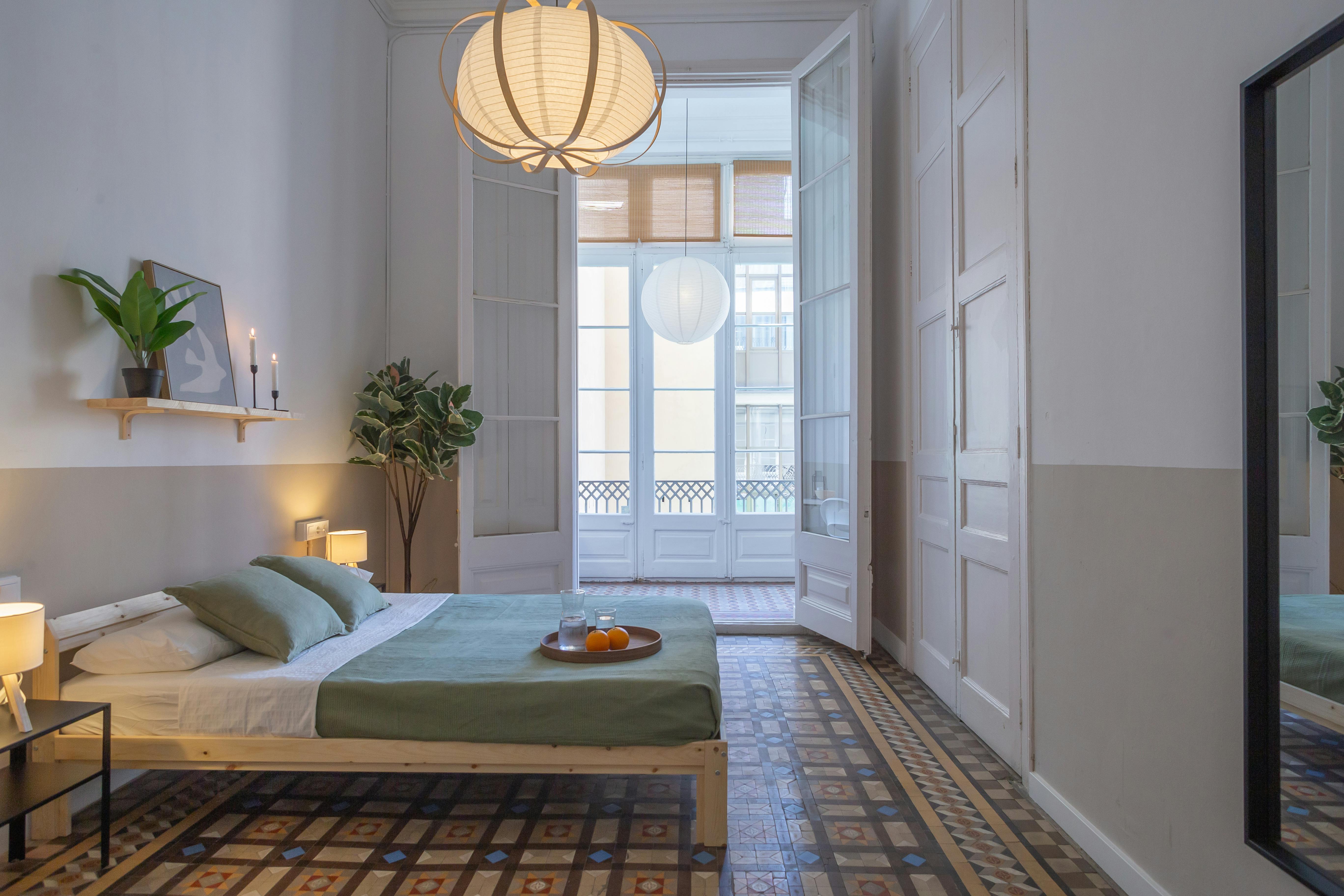 Carrer de Pau Claris, Barcelona preview