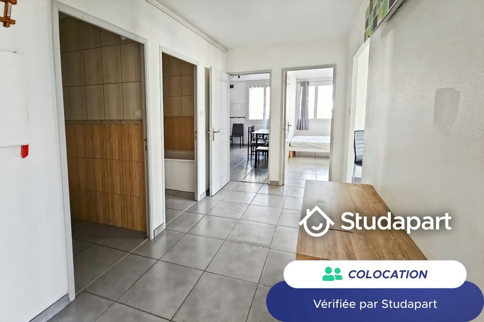 Private room for rent for €300 per month in Grenoble, Cours de la Libération et du Général de Gaulle