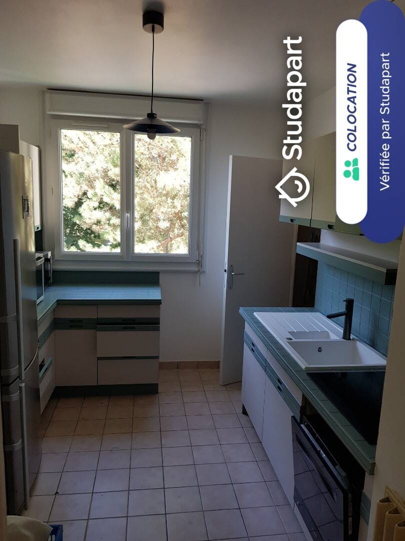 Private room for rent for €430 per month in Rennes, Cours de Bilbao