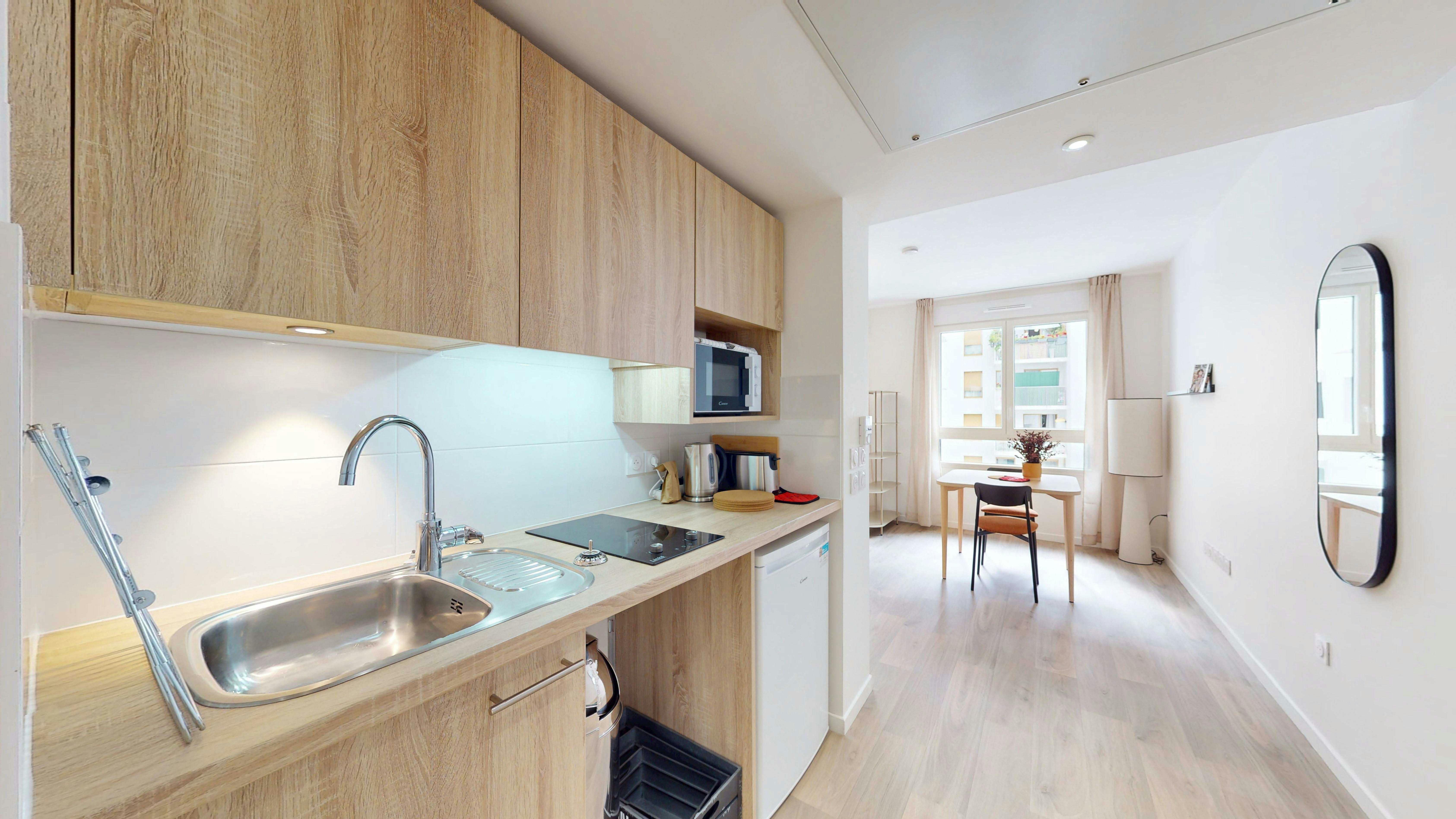 Rue Pierre Curie, Asnières-sur-Seine preview
